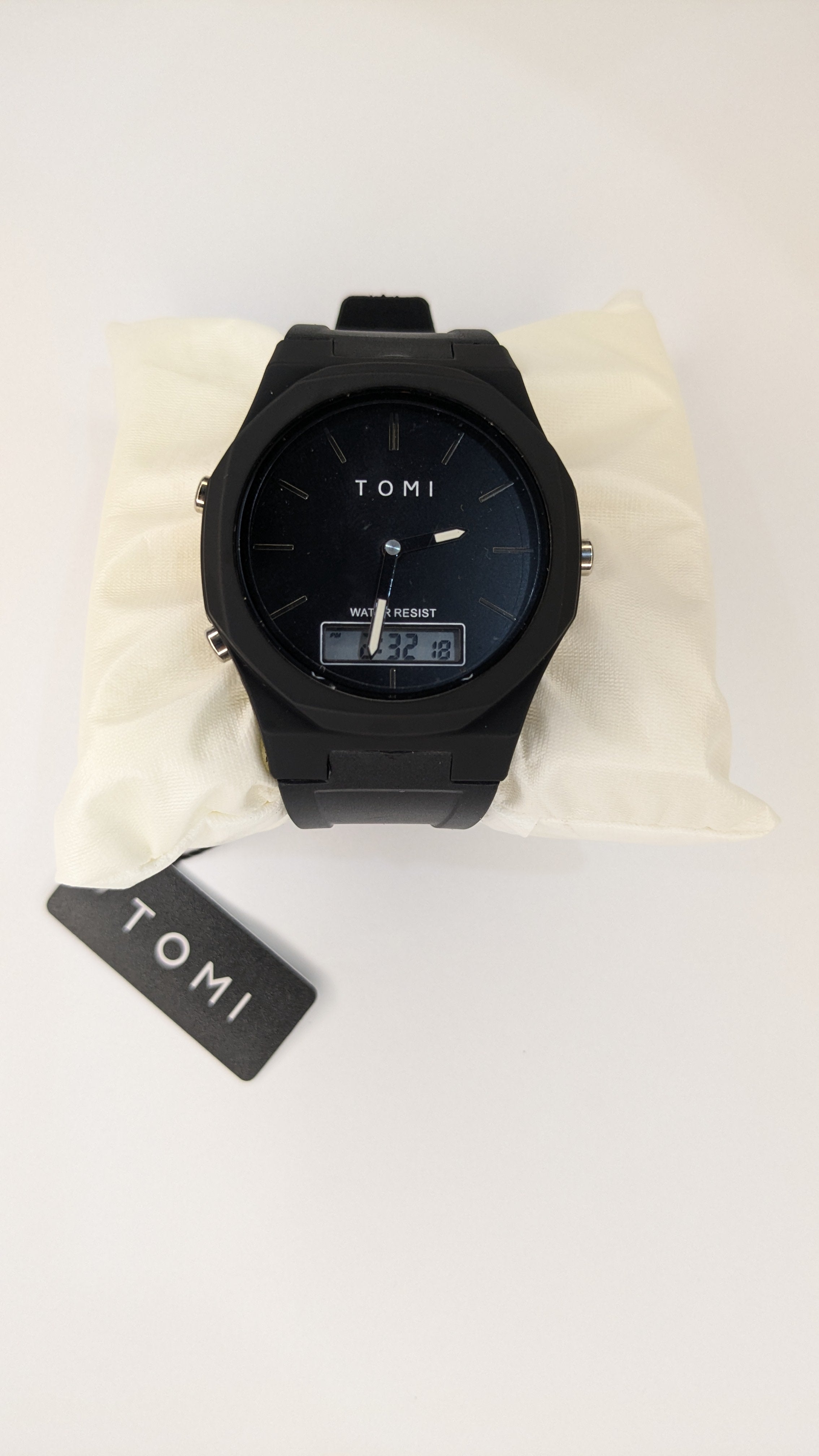 Tomi 238 Black – Dual Time Analog & Digital with Rubber Strap