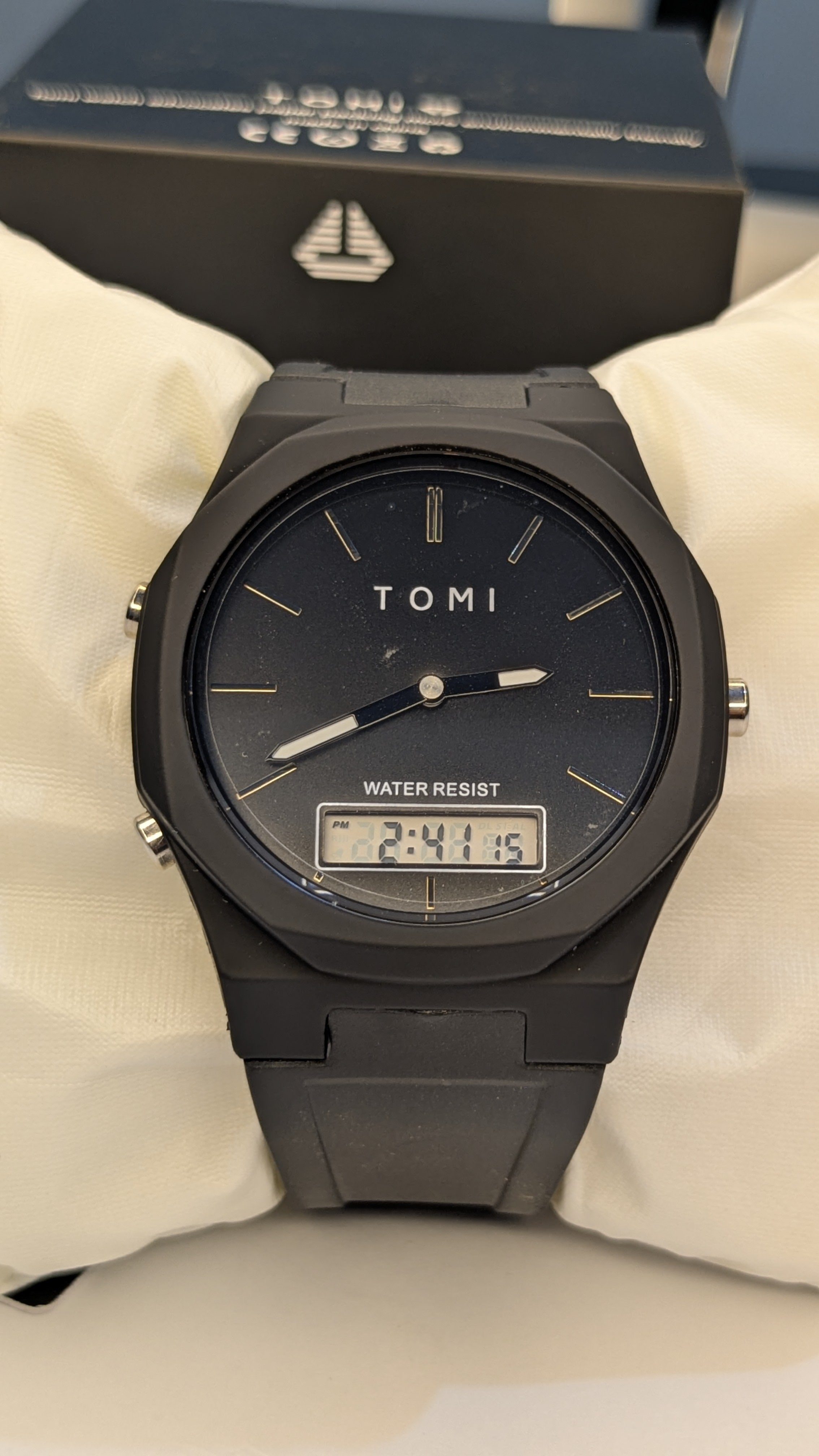 Tomi 238 Black – Dual Time Analog & Digital with Rubber Strap